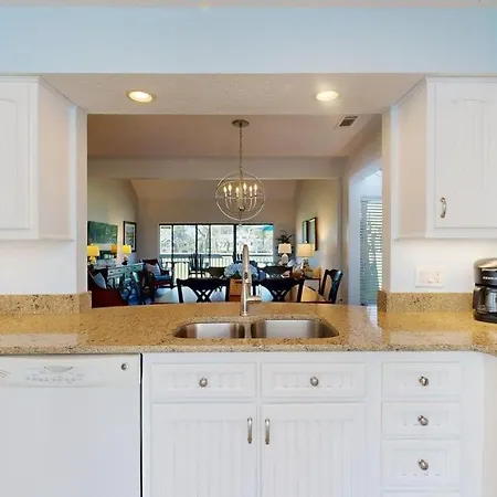 928 Inverness Village-3